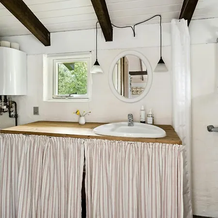 Architect-designed Summerhouse Close To Korevlerne * Højby