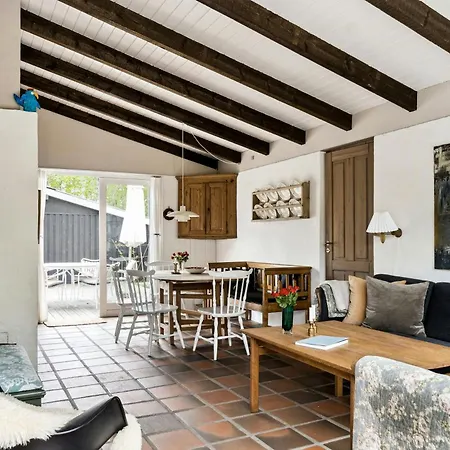 Architect-designed Summerhouse Close To Korevlerne Højby